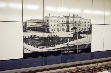 Almanya. Berlin. Berlin Metro İstasyonu. 17 Şubat 2018