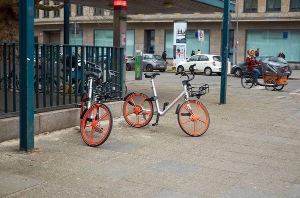 Tyskland Berlin City Cykel Den Gatan Bismarckstrasse Berlin Februari 2018 — Stockfoto