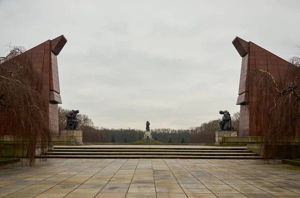 Németország Berlin Treptow Park Emlékmű Harcos Szabadító Berlinben 2018 Február — Stock Fotó