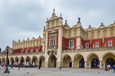Polonya. Krakow. Krakow Market Meydanı'nda Bez Salonu. Şubat 21, 2018