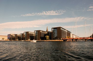 Danimarka. Kopenhag 'da. Kopenhag 'ın evleri ve sokakları. Şehrin sonbahar manzarası. 19 Eylül 2018