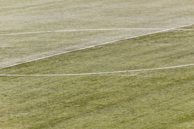 Futbol sahasının ortası