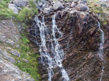 Drone ile dağ Şelalesi