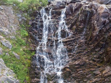 Drone ile dağ Şelalesi