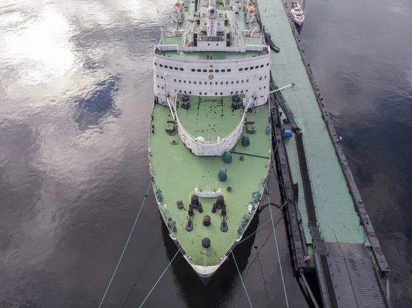 Uitzicht op het schip van de drone — Stockfoto