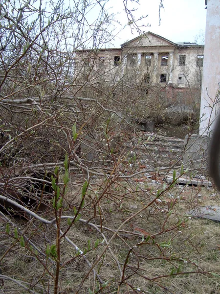Lugar de residencia abandonado Rusia Norte — Foto de Stock
