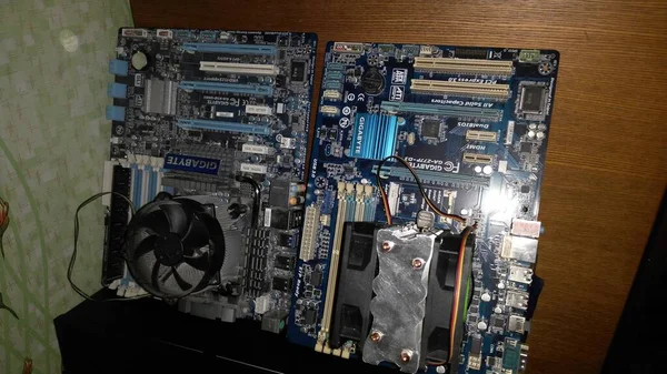 Computerzubehör für Motherboards auf dem Stand — Stockfoto