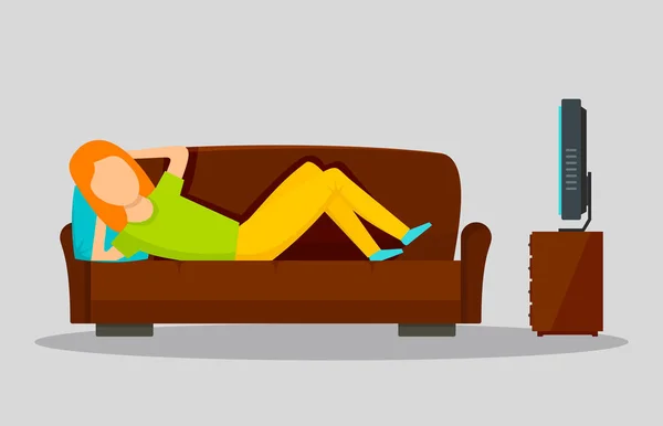 Дівчина дивиться телевізор на диван банер горизонтальний, плоский стиль — стоковий вектор