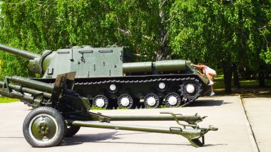 Savaş sırasında Sovyet askeri teçhizatı.