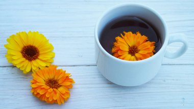 Yararlı tıbbi bitki calendula. Tedavi için demlemek.