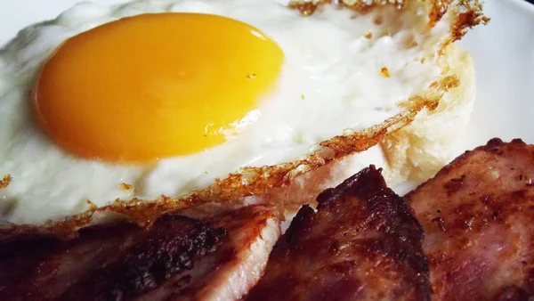 Huevo Frito Jamón Para Desayuno —  Fotos de Stock