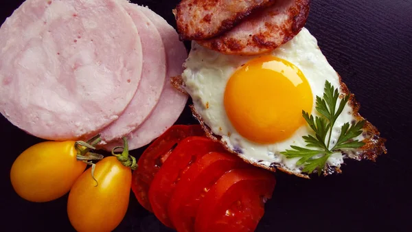 Fried Egg Ham Breakfast — Stock Photo, Image