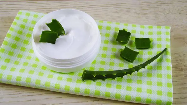 Crema Cosmetica Con Estratto Aloe Tovagliolo Verde — Foto Stock