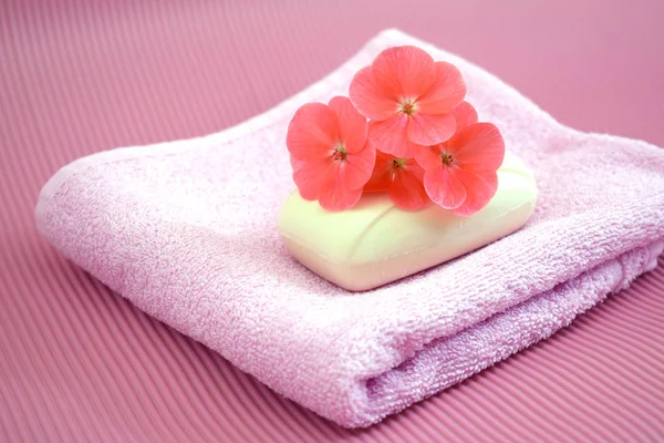 Mýdlo Vonící Květina Růžový Ručník — Stock fotografie