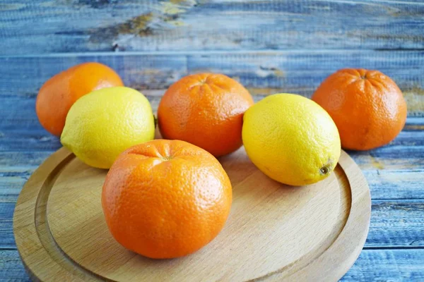 Verduras Sabrosas Saludables Frescas Mandarinas Limones Comida Vegetariana — Foto de Stock