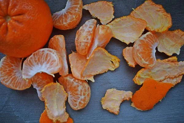 Tangerinas Deliciosas Saudáveis Tangerinas Frescas Fundo Madeira Comida Vegetariana — Fotografia de Stock