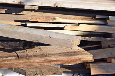 Paslı tırnaklarla eski panoları. Ahşap doku.