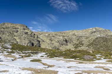 Sayısı Penalara masifinin Laguna Grande de Penalara (Penalara Lagoon) yakın. Bu yerleşim yeri Rascafria, Guadarrama Dağları Milli Parkı, il, Madrid, İspanya yer alır