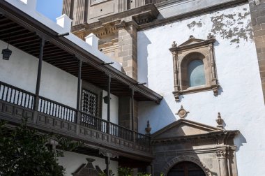Patio de Los Naranjos, avlu içinde Katedrali, Santa Ana, Las Palmas, Kanarya Adaları, İspanya, portakal ağaçlarının sayısı üzerinde 17 Şubat 2017.