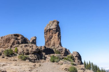 Gösterim Roque Nublo tepe (Clouded rock, Rock bulutlar), Nublo kırsal Park, Gran Canaria ada, Kanarya Adaları, İspanya iç