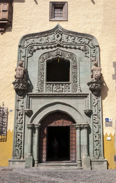 2017年2月17日 在西班牙加那利群岛拉斯帕尔马斯的 Columbuss 关闭了卡萨德结肠的大门 可以看到 Portada 绿色的门口 — 图库照片