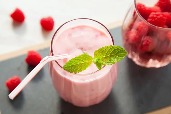 Raspberry Milkshake Served Mint Leaf Upper Viewpoint — Stock Photo, Image