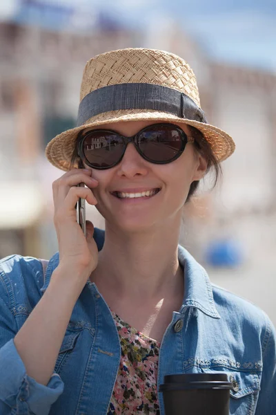 Attractive Young Brunette Talking Phone Outdoors Closeup Portrait — Stock Photo, Image