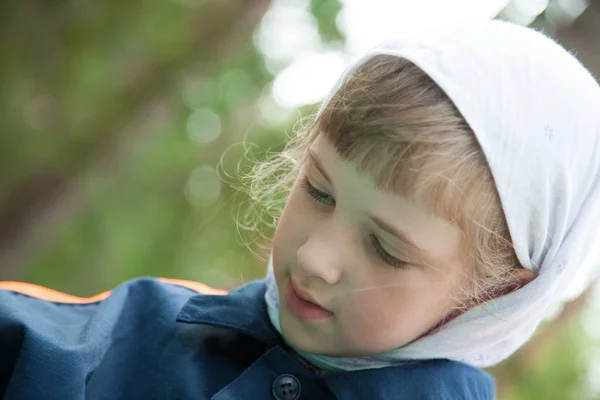 Portrait Cute Preschooler Girl Outdoors — Stock Photo, Image