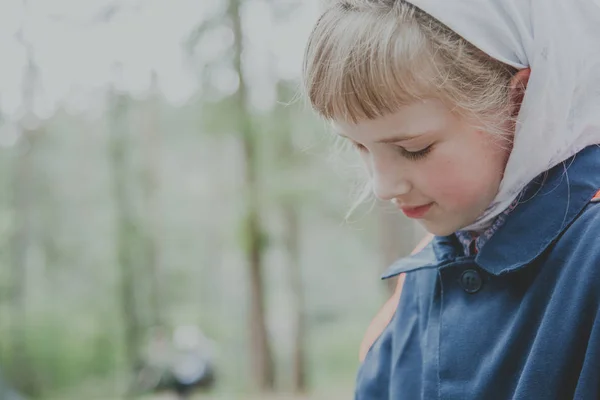 Retrato Hte Bonito Menina Livre — Fotografia de Stock