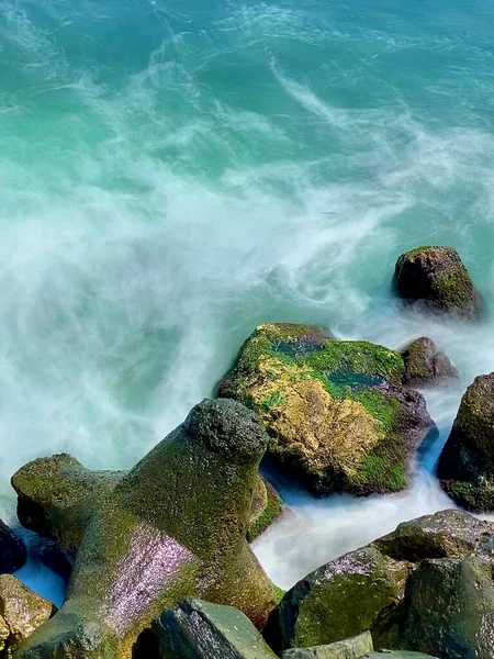 Ondas Mar Fantástica Costa Rochosa Roménia — Fotografia de Stock