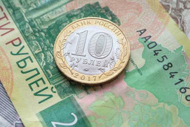 Rus Hatıra para On ruble bir banknot üzerinde. Yakın çekim.