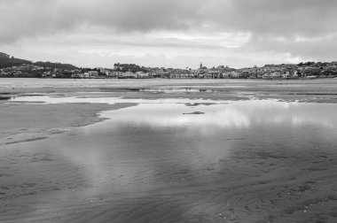 Praia Amerika Yansımaları