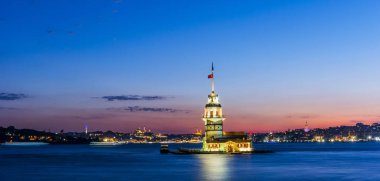 İstanbul, Türkiye 'deki Bakire Kulesi (KIZ KULESI - USKUDAR