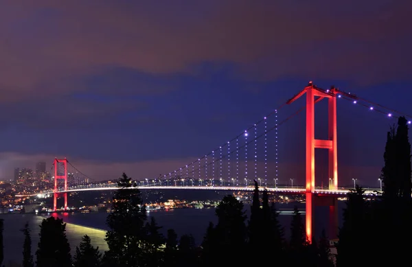 Istanbul Bosphorus Bridge Éjjel Július Mártírok Hídja Temmuz Sehitler Koprusu — Stock Fotó