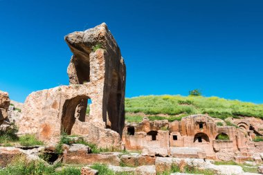 Dara Antik Kenti. Mezopotamya. Mardin, Türkiye. Dera Antik Kenti, Mezopotamya'nın en önemli yerleşim yerlerinden biri.