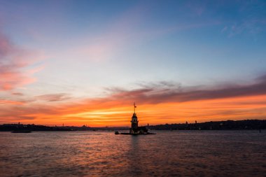 İstanbul, Türkiye 'deki Bakire Kulesi (KIZ KULESI - USKUDAR