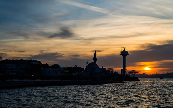 Romântico Istambul Sunset Landscape Istambul Bosphorus Vista Torre Donzela Com — Fotografia de Stock