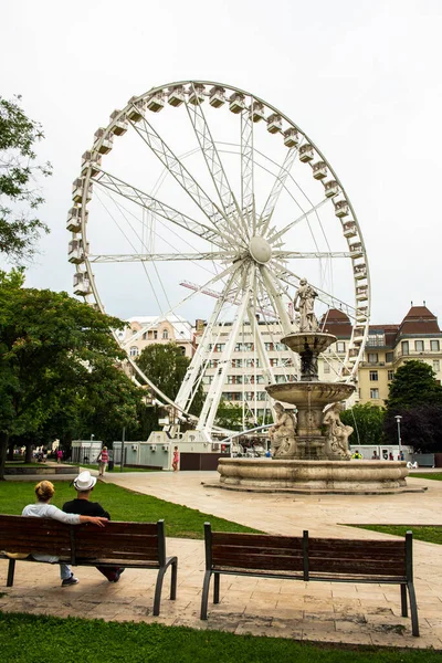 Budapest Hungary Июля 2017 Года Budapest Eye Колесо Обозрения Популярном — стоковое фото