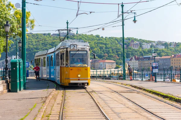 Budapest Hungary July 2017 Nostalgic Historic Yellow Tram Budapest Hungary — Stock Photo, Image