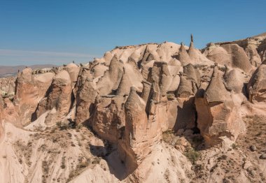 Devrent (Hayal gücü) Vadisi. Kapadokya 'daki Peri Bacaları (Türkçe: Peri Bacalari) - Goreme - Türkiye.
