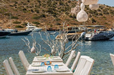 Gumusluk (Myndos), Bodrum 'da bir sahil köyü ve balıkçı limanı. Mugla, Türkiye.