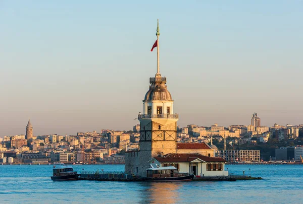Wieża Dziewicza Stambule Turcja Kiz Kulesi Uskudar — Zdjęcie stockowe