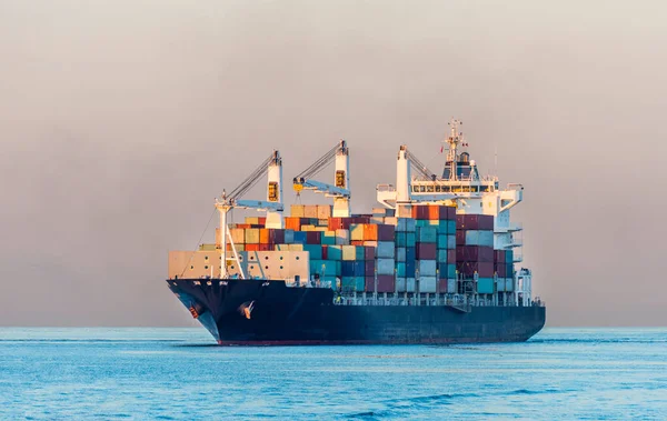 Cargo Container Ship Istanbul Bosphorus Turkey — Stock Photo, Image