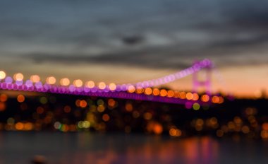 Güzel Köprü Bokeh Arkaplanı. Bulanık soyut arkaplan ışıkları.