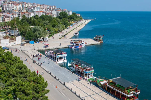 SINOP, TURKEY - 5 HAZİRAN 2016 SINOP ŞEHRİ. Sinop, Türkiye 'nin en kuzeyindeki şehir. Sinop ili, Türkiye 'nin Karadeniz kıyısında bir ildir..