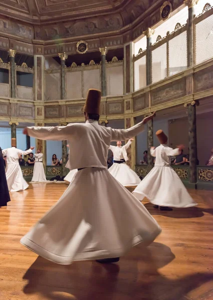 Istanbul Turkey April 2016 Whirling Dervishes Ceremony Sufi Whirling Dervishes — стокове фото