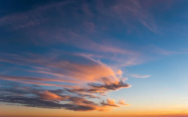 Belo Céu Pôr Sol Com Nuvens Céu Colorido — Fotografia de Stock