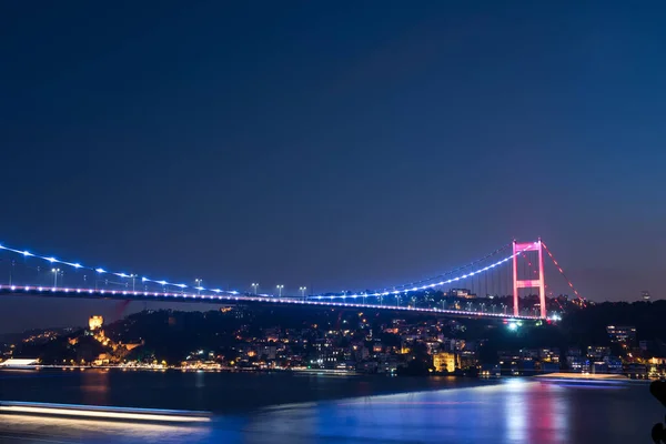 Fatih Sultan Mehmet Bridge Notte Istanbul Turchia — Foto Stock