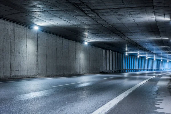 Snelwegtunnel Interieur Van Een Stadstunnel Zonder Verkeer — Stockfoto