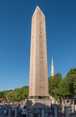 İSTANBUL, TURKEY - 8 Temmuz 2017: Theodosius Obelisk (Dikilitas) in Sultanahmet. İstanbul, Türkiye.